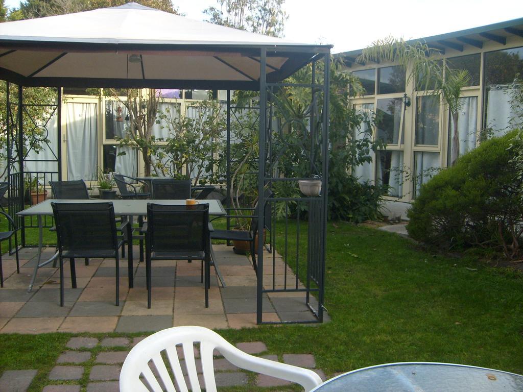 Copper Lantern Motel Mornington Peninsula Exteriör bild